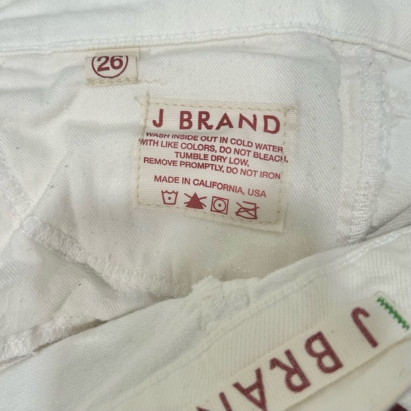 J Brand Petite Heartbreaker White Denim Low Rise Cotton Boot Cut Jeans Size 26” - Picture 6 of 9